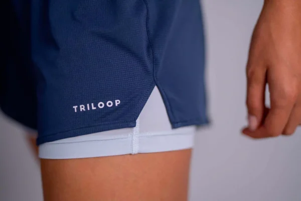 Muntanya.fr propose toute une gamme de produits adaptés pour les sportifs. Retrouvez les shorts femme Triloop de fabrication française. détail tissu blanc